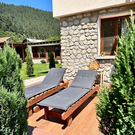 Rila Garden * Бели искър